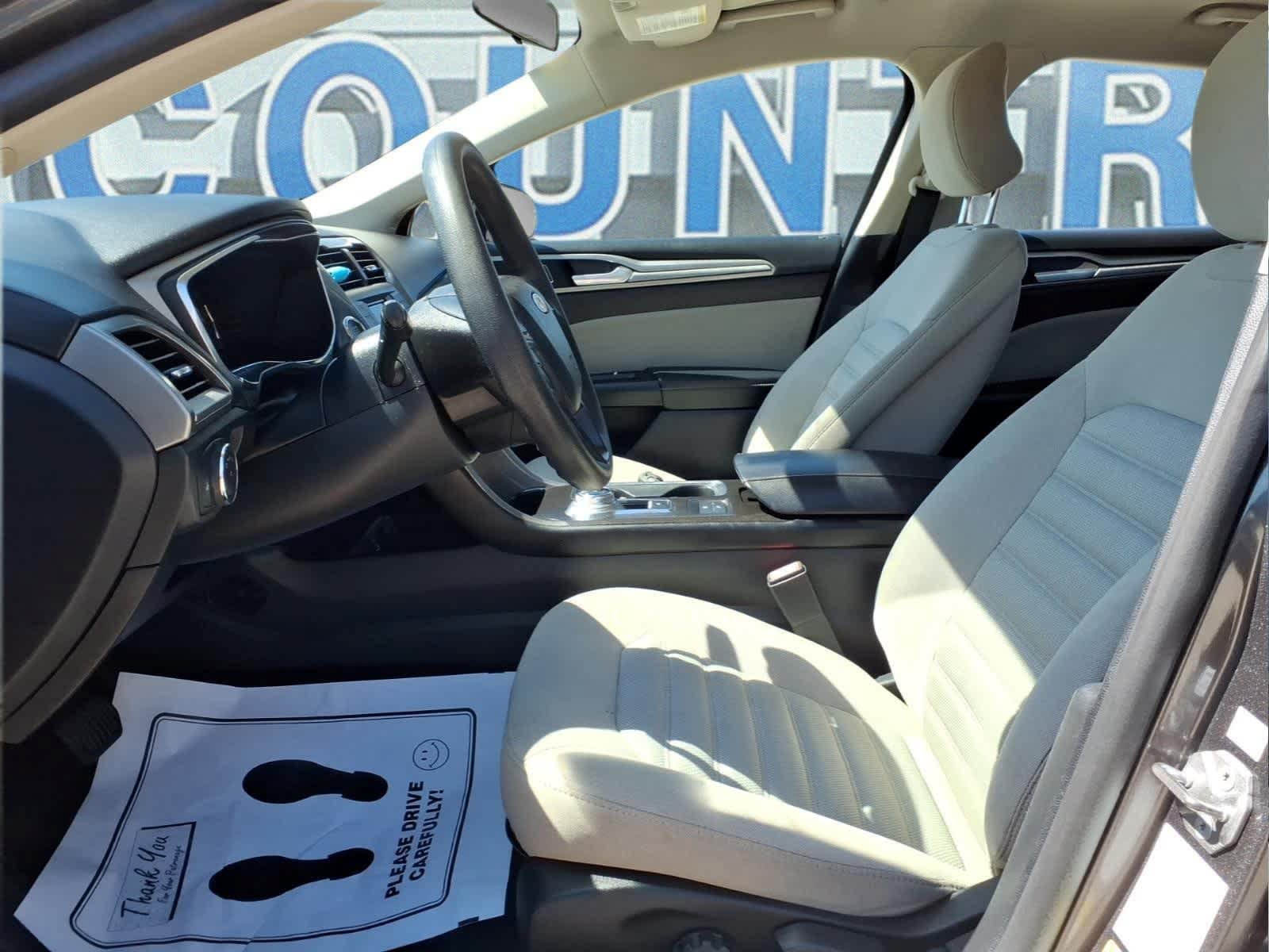 Used 2018 Ford Fusion S FWD image 16