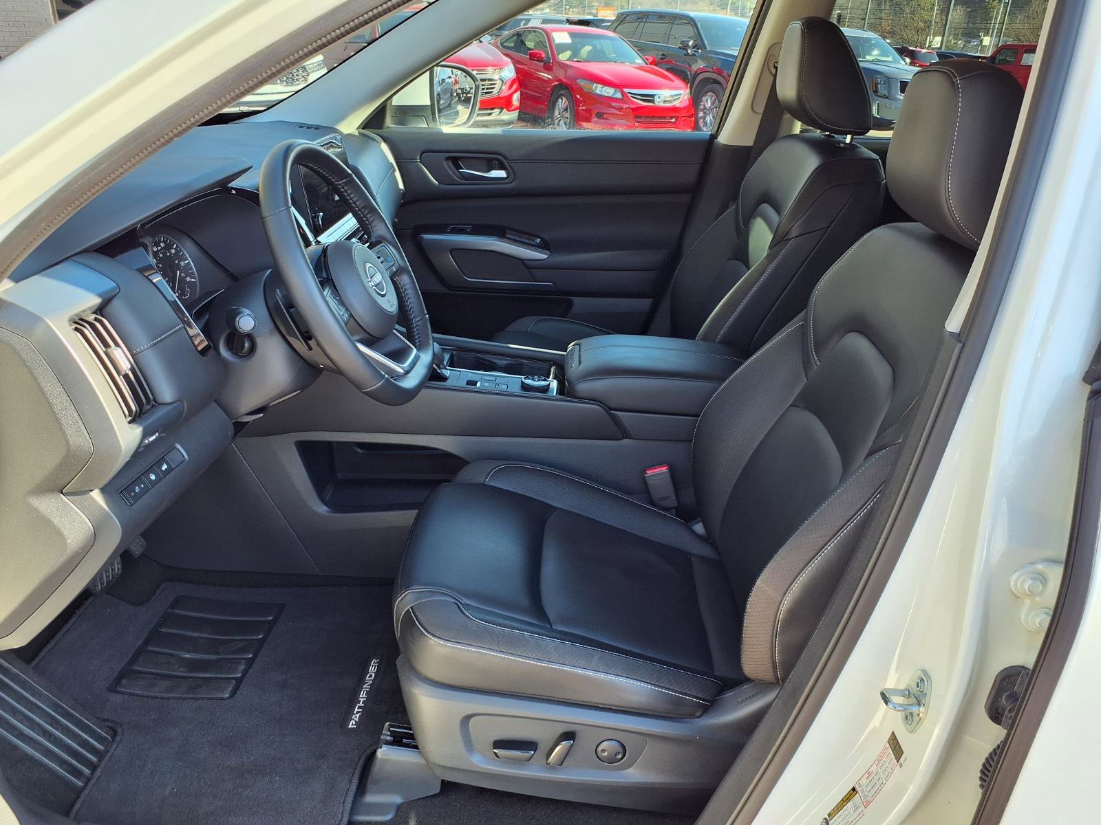 Certified 2024 Nissan Pathfinder SL AWD/4WD image 12