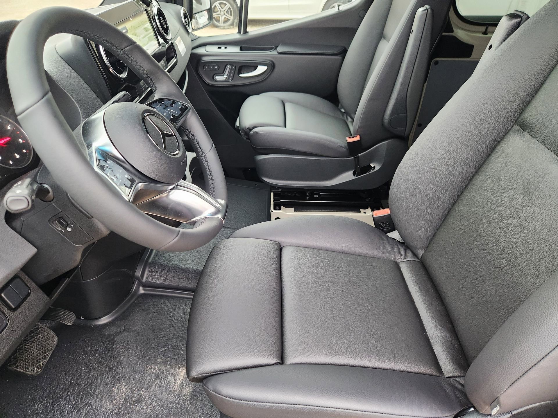 New 2026 Mercedes-Benz Sprinter 3500 image 3
