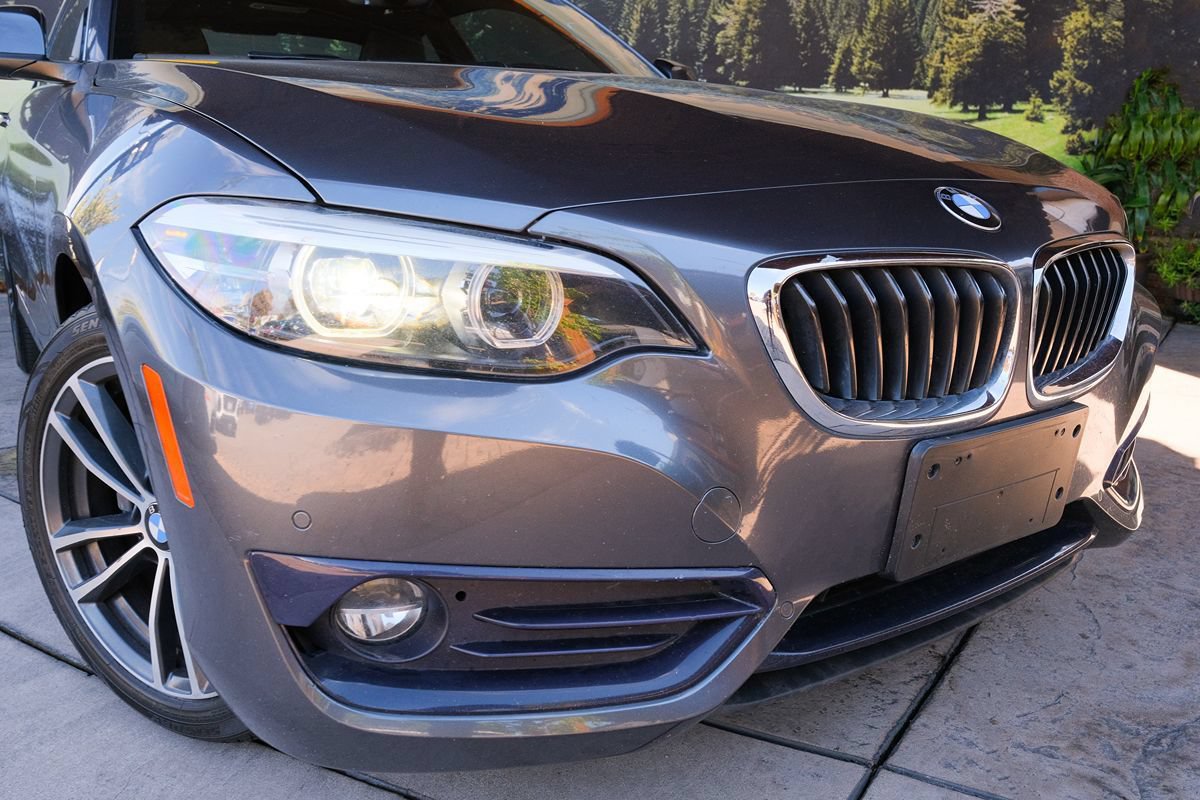 Used 2019 BMW 230i Coupe w/ Premium Package RWD image 7