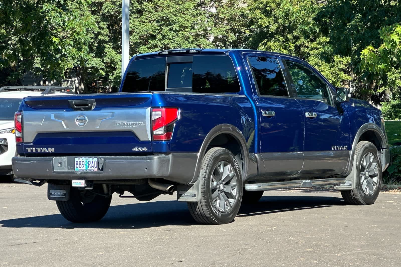 Used 2021 Nissan Titan Platinum Reserve w/ Moonroof Package AWD/4WD image 2