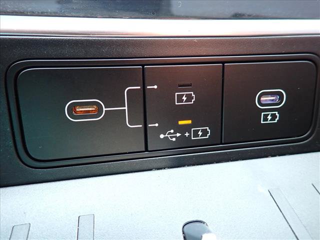 Used 2024 Hyundai Santa Fe SE AWD/4WD image 18