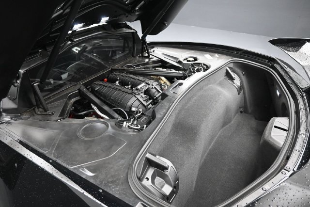 Used 2024 Chevrolet Corvette Z06 RWD image 19