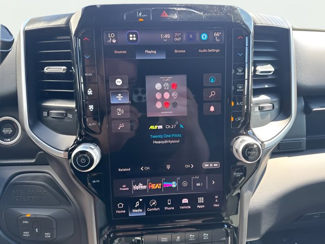 New 2026 RAM 3500 Big Horn AWD/4WD image 19