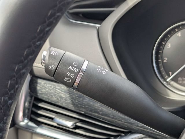 Used 2023 Cadillac XT4 Premium Luxury FWD image 29