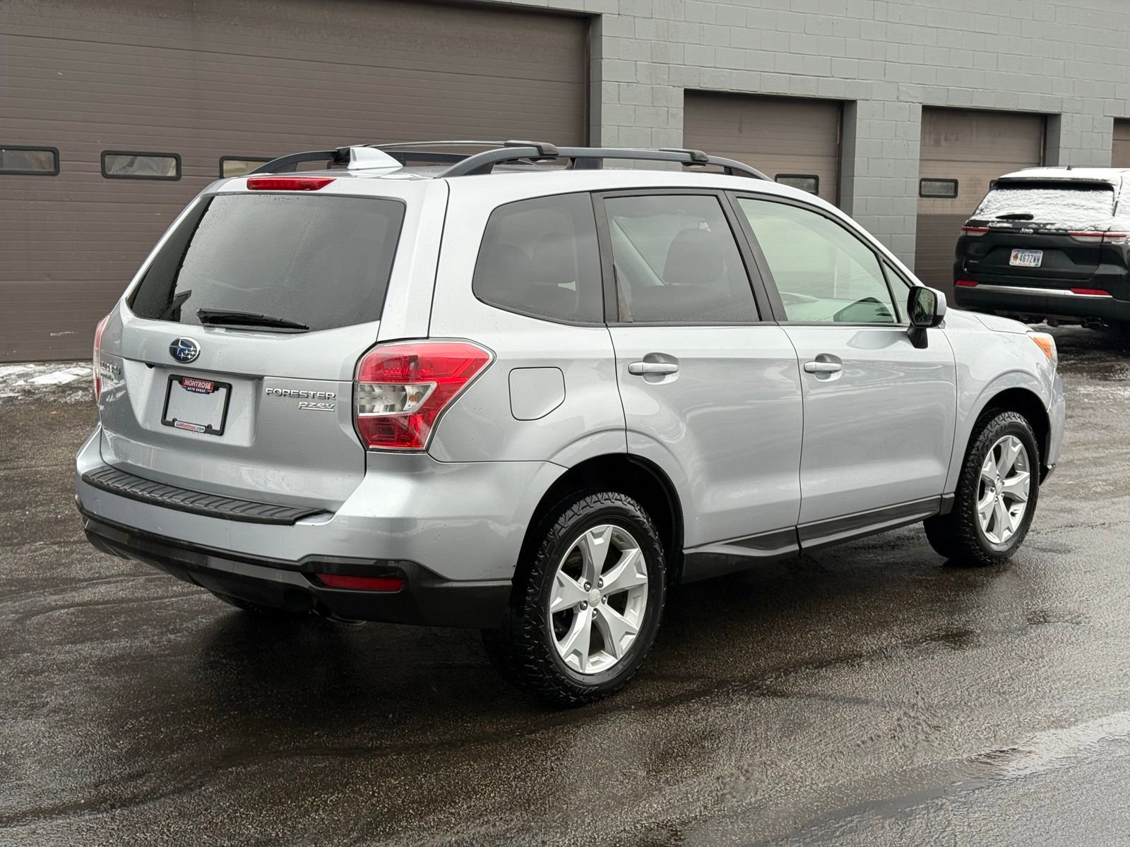 Used 2016 Subaru Forester 2.5i Premium w/ Popular Package #2 image 3