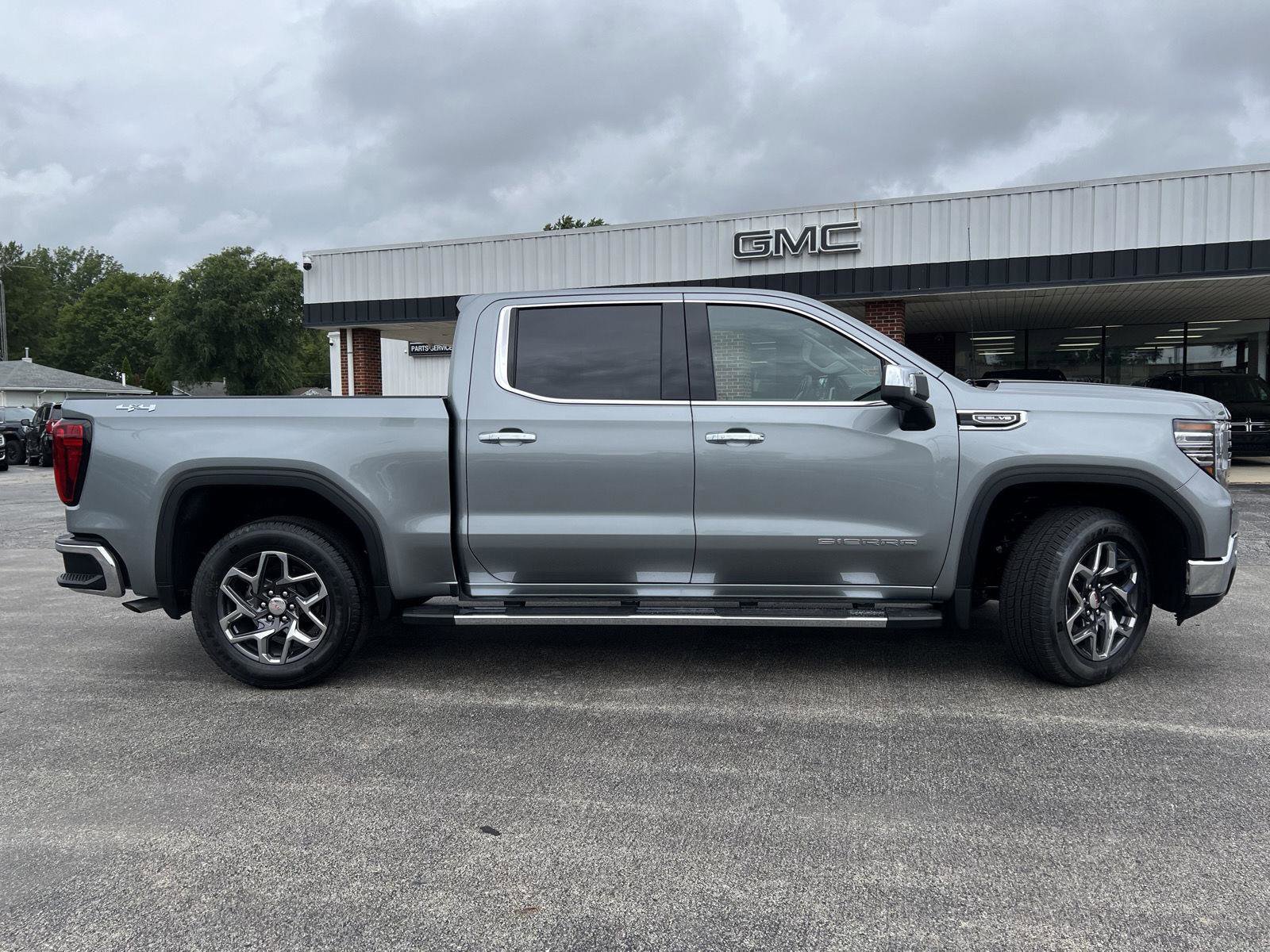 New 2025 GMC Sierra 1500 SLT w/ SLT Premium Plus Package image 5