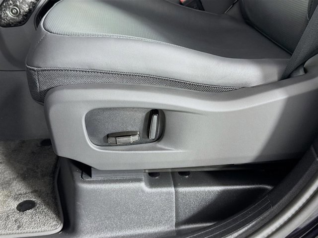 New 2026 Land Rover Defender 110 OCTA AWD/4WD image 22