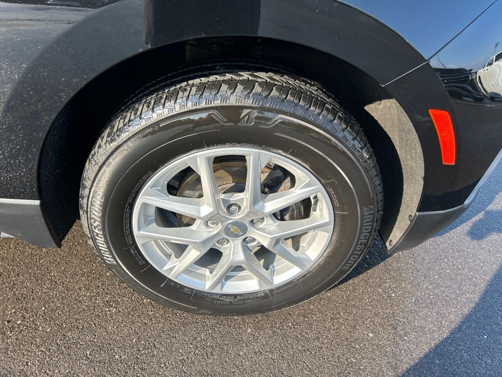 Used 2023 Chevrolet Equinox LT AWD/4WD image 33