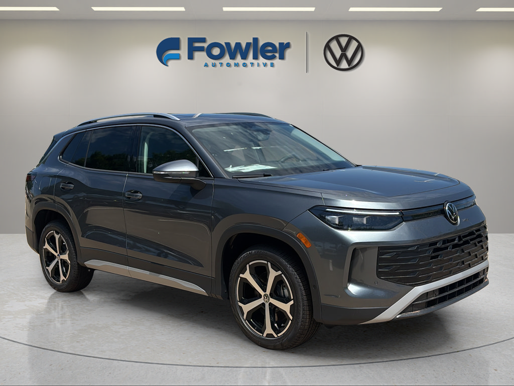 New 2026 Volkswagen Tiguan SE