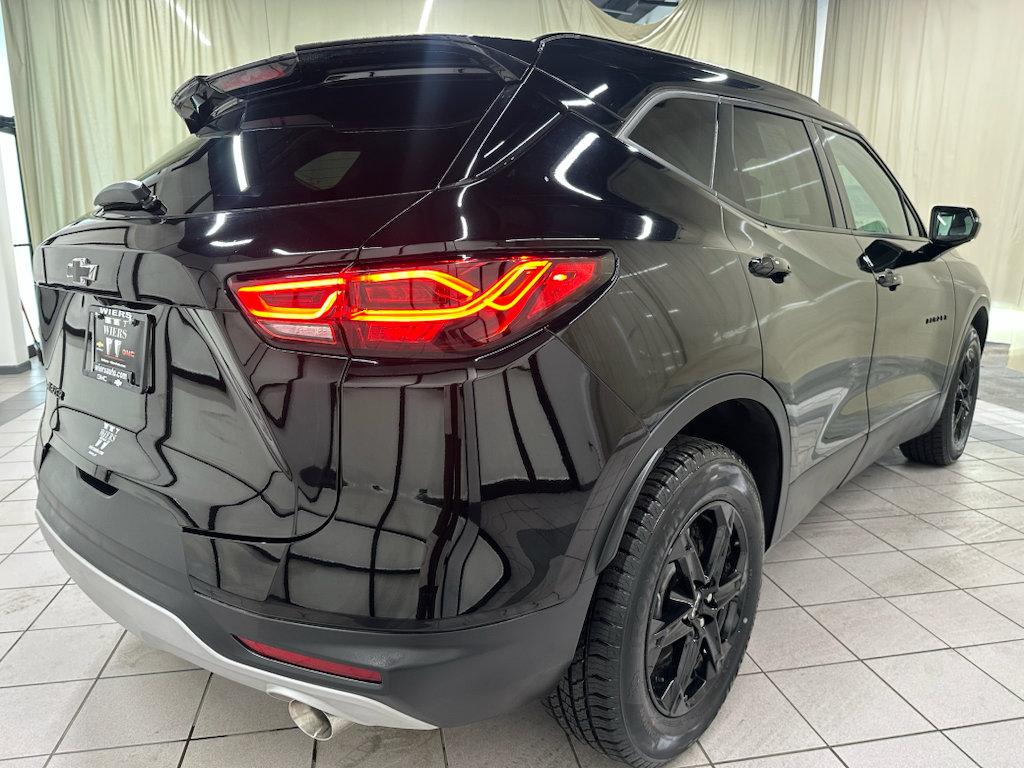 Certified 2023 Chevrolet Blazer LT w/ Midnight/Sport Edition FWD image 5