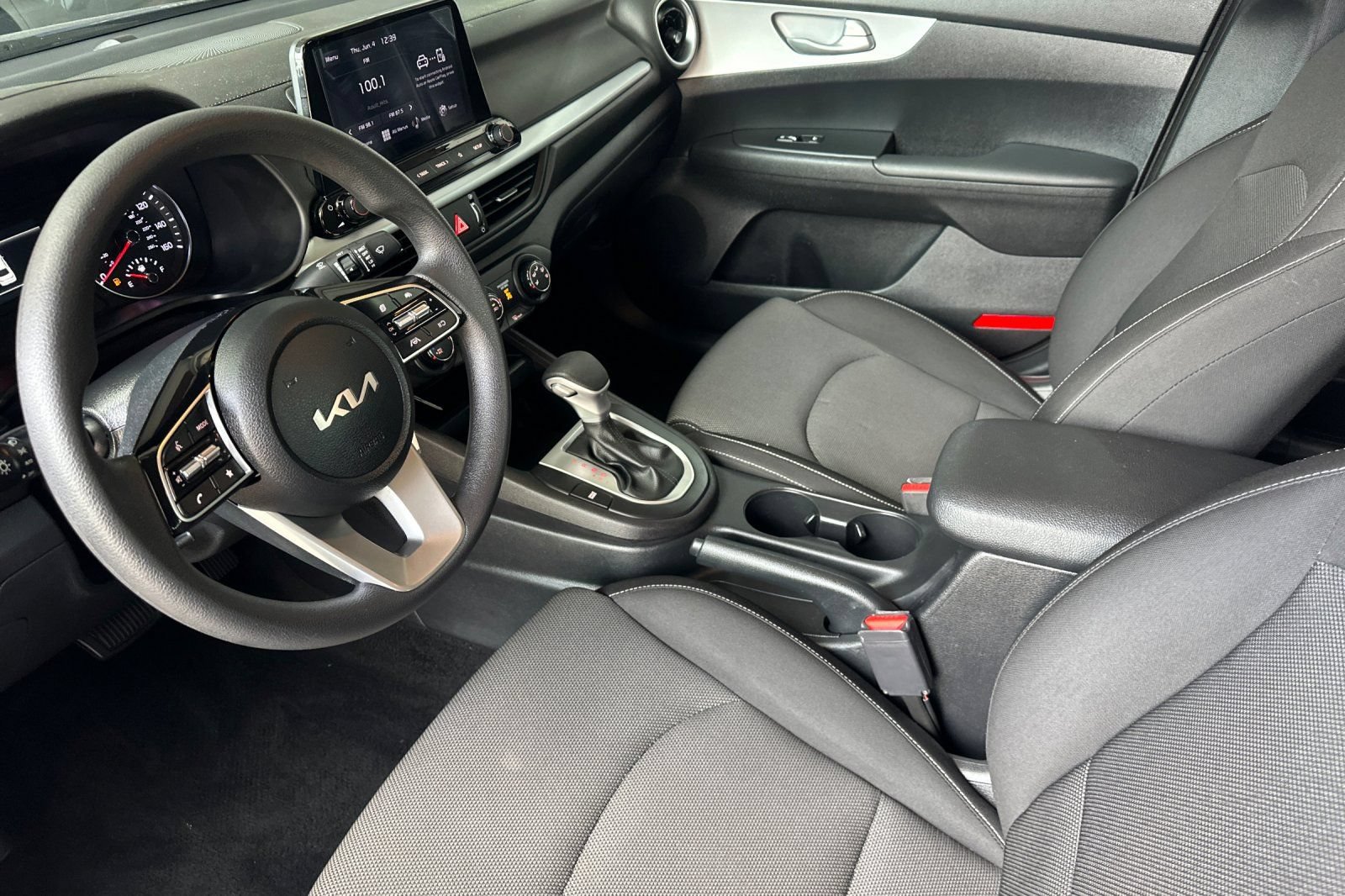 Used 2024 Kia Forte LXS FWD image 10