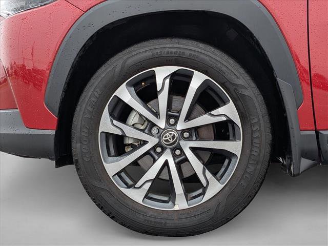 Used 2024 Toyota Corolla Cross XLE w/ Convenience Package image 24