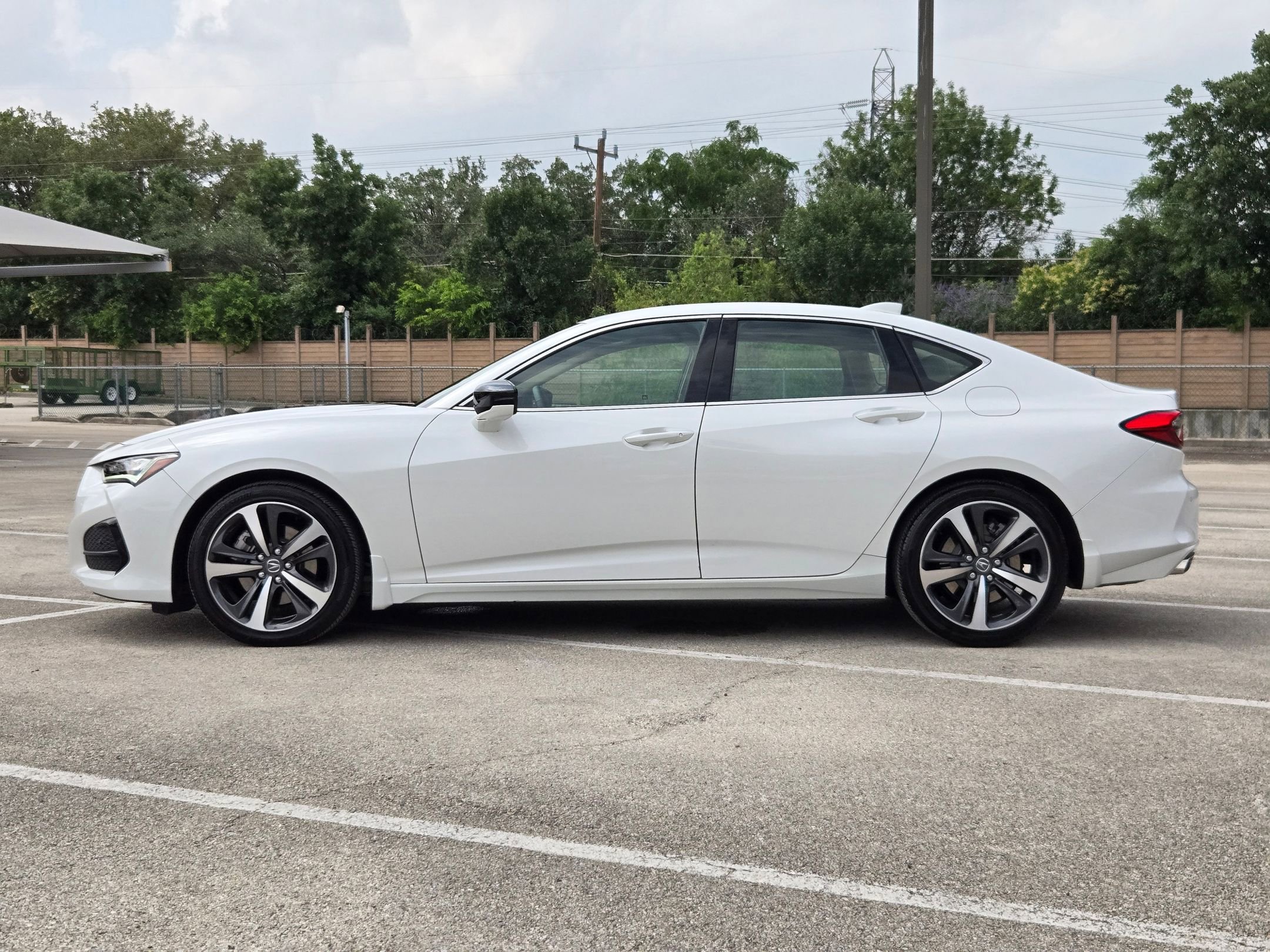 Used 2025 Acura TLX w/ Technology Package FWD image 7