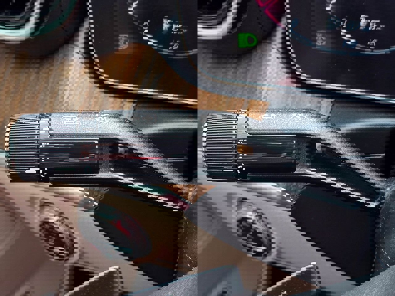 Used 2024 Mercedes-Benz C 300 4MATIC Sedan image 21