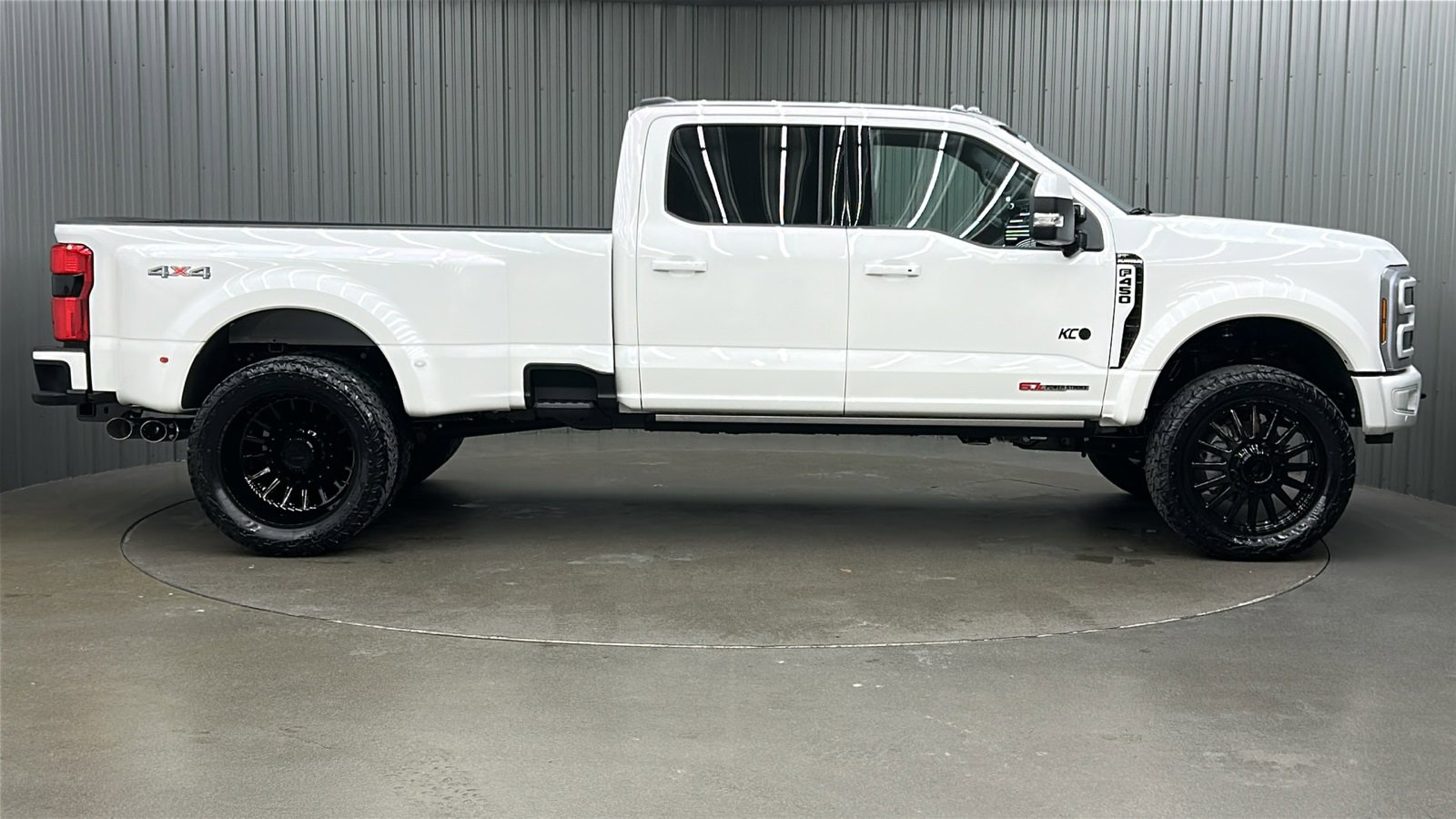 Used 2026 Ford F450 Platinum image 6