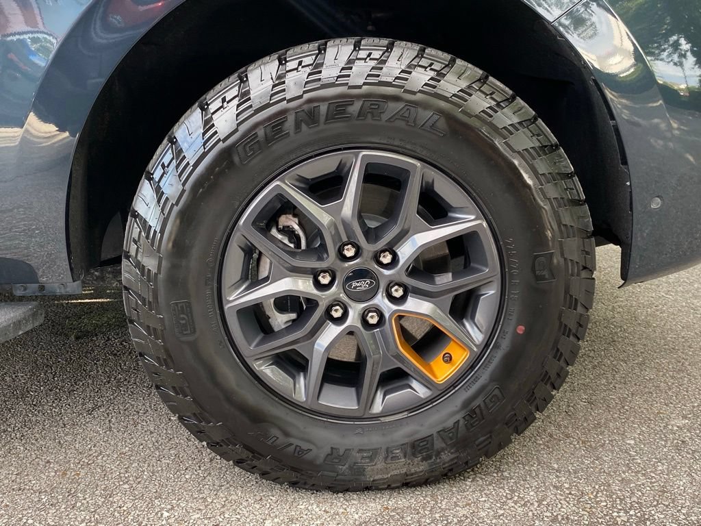 Used 2025 Ford Expedition Tremor AWD/4WD image 48