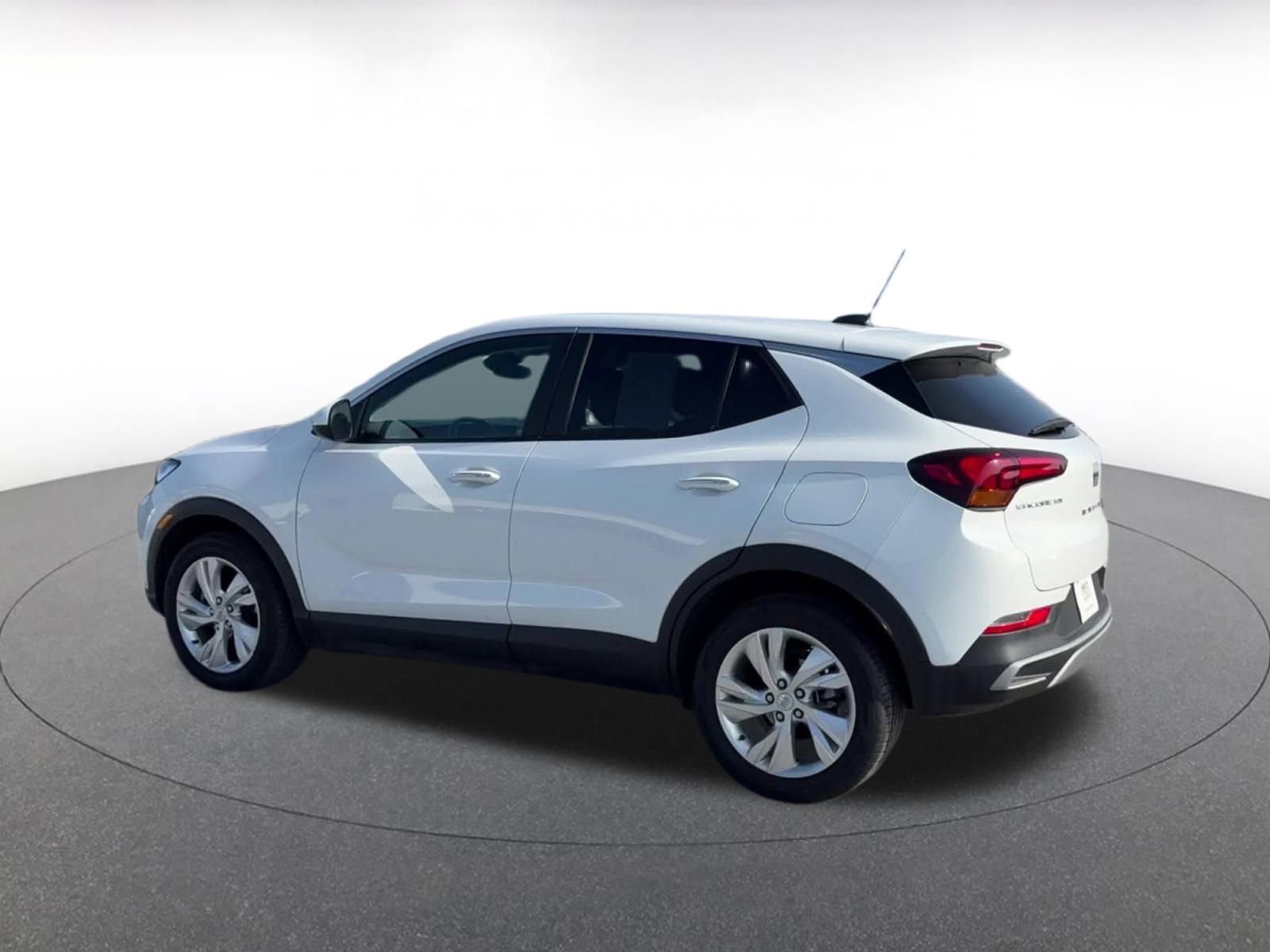 Used 2025 Buick Encore GX Preferred image 10