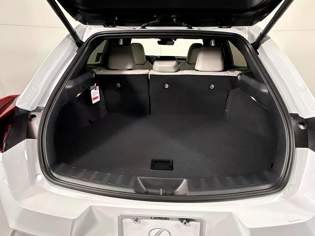 New 2026 Lexus UX 300h FWD image 29