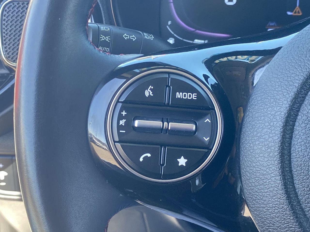 Certified 2024 Kia Soul GT-Line FWD image 22