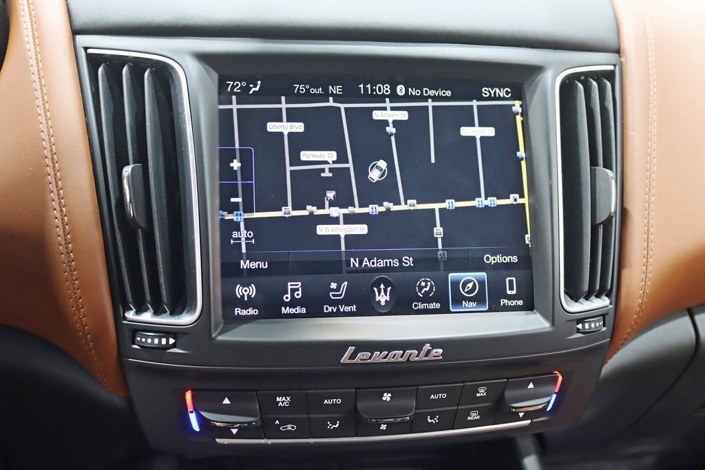 Used 2020 Maserati Levante GranSport image 17