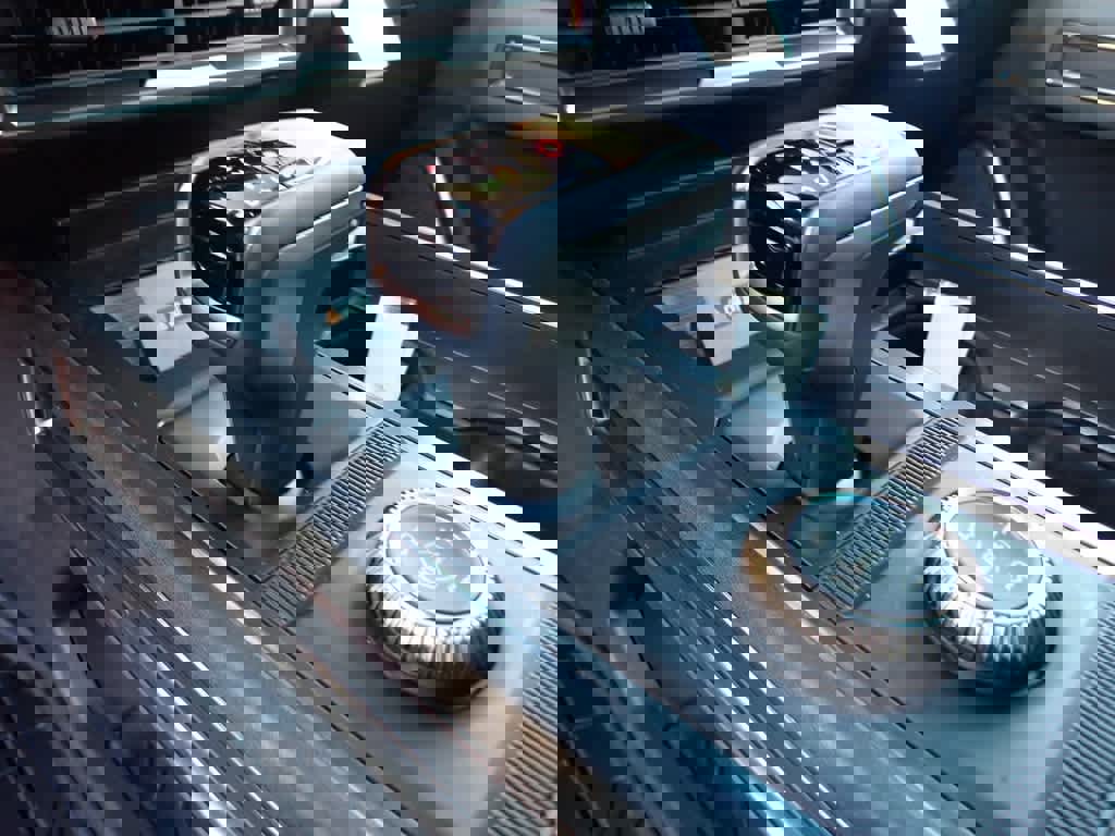 Used 2025 GMC Hummer EV 3X w/ LPO, Sport Package image 16