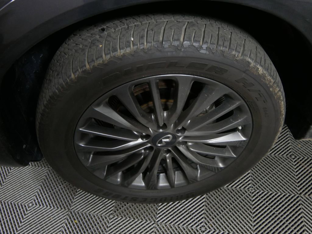 Used 2023 INFINITI QX80 Premium Select w/ Cargo Package image 12