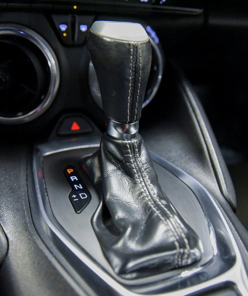 Used 2018 Chevrolet Camaro LT image 25