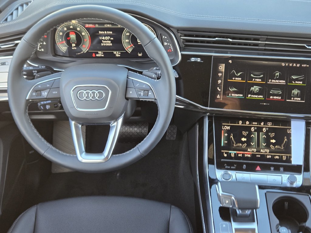 Used 2026 Audi Q7 3.0T Premium Plus AWD/4WD image 32