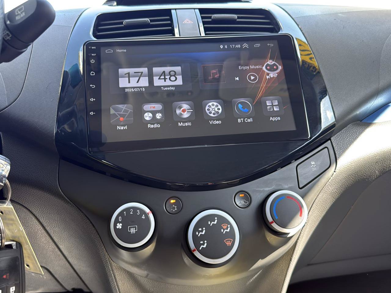 Used 2013 Chevrolet Spark LT FWD image 35