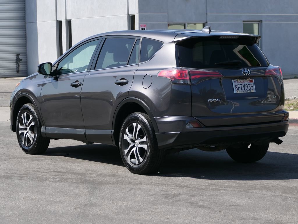 Used 2018 Toyota RAV4 LE w/ All Weather Liner Package FWD image 5