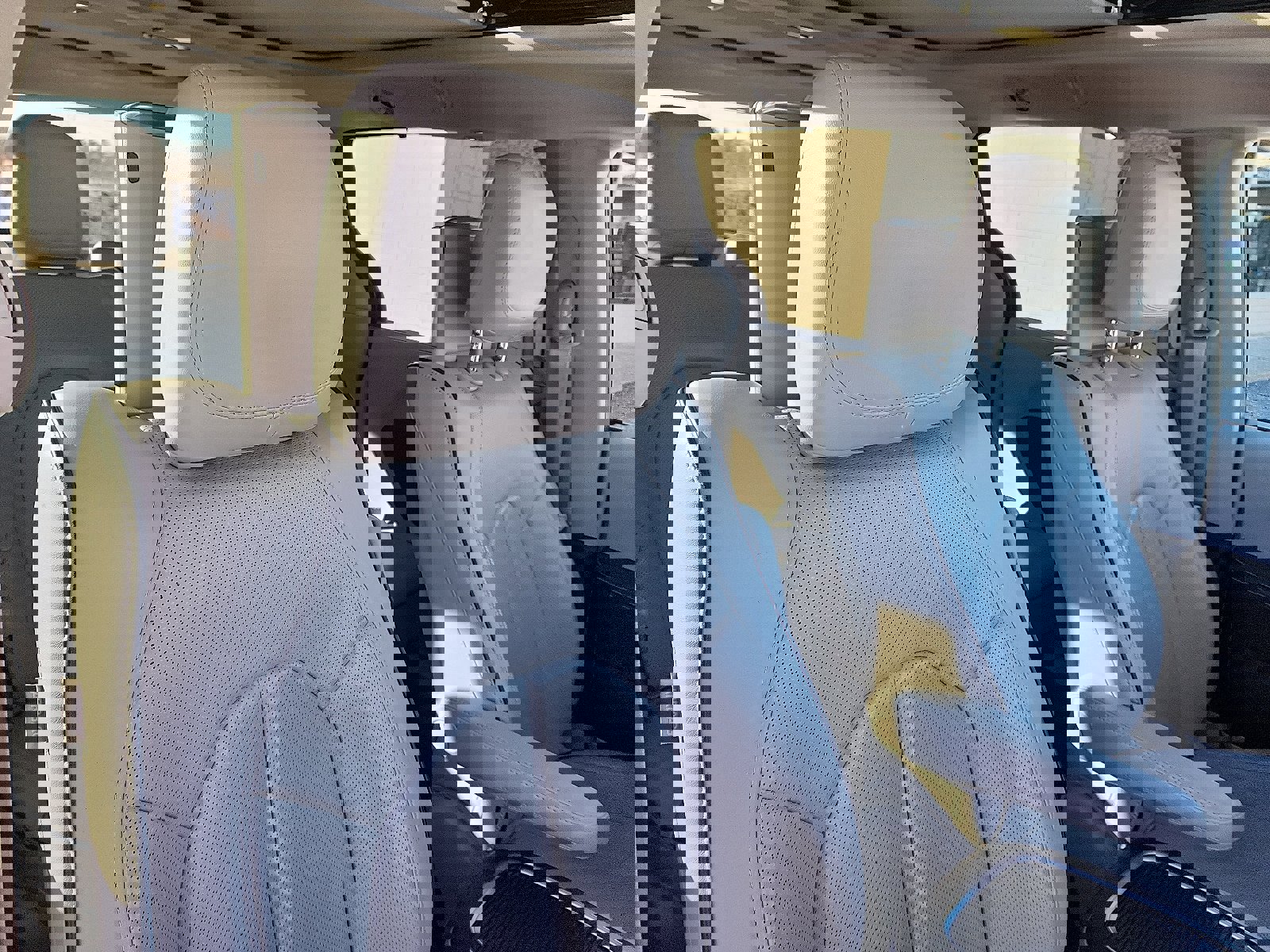 Used 2021 Chrysler Pacifica Limited w/ Uconnect Theater Family Group image 31