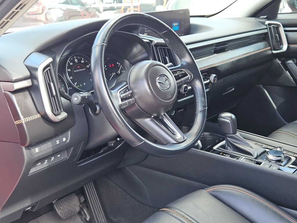 Used 2025 MAZDA CX-50 AWD 2.5 Hybrid w/ Premium Pkg image 13