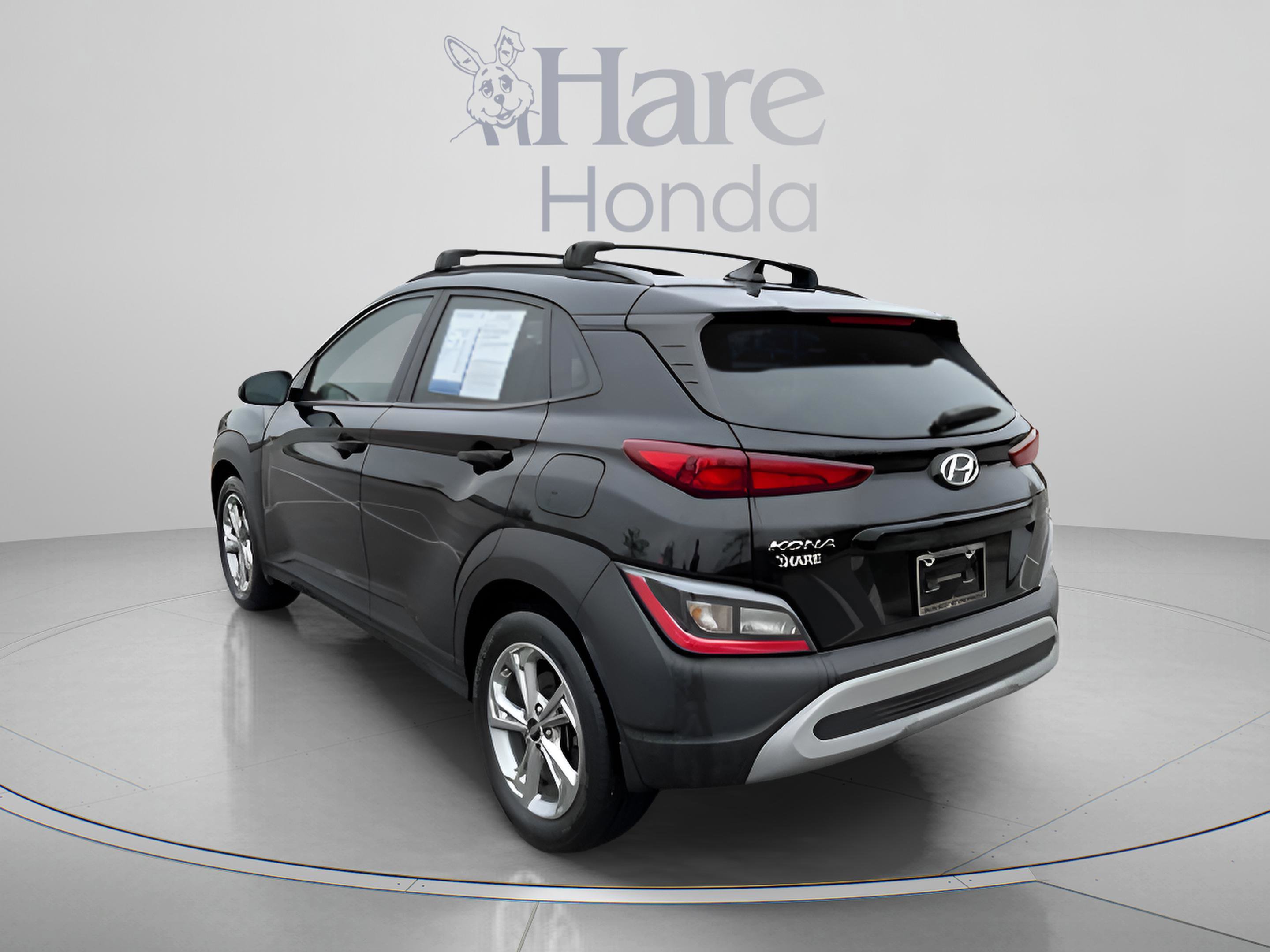 Used 2023 Hyundai Kona SEL AWD/4WD image 2