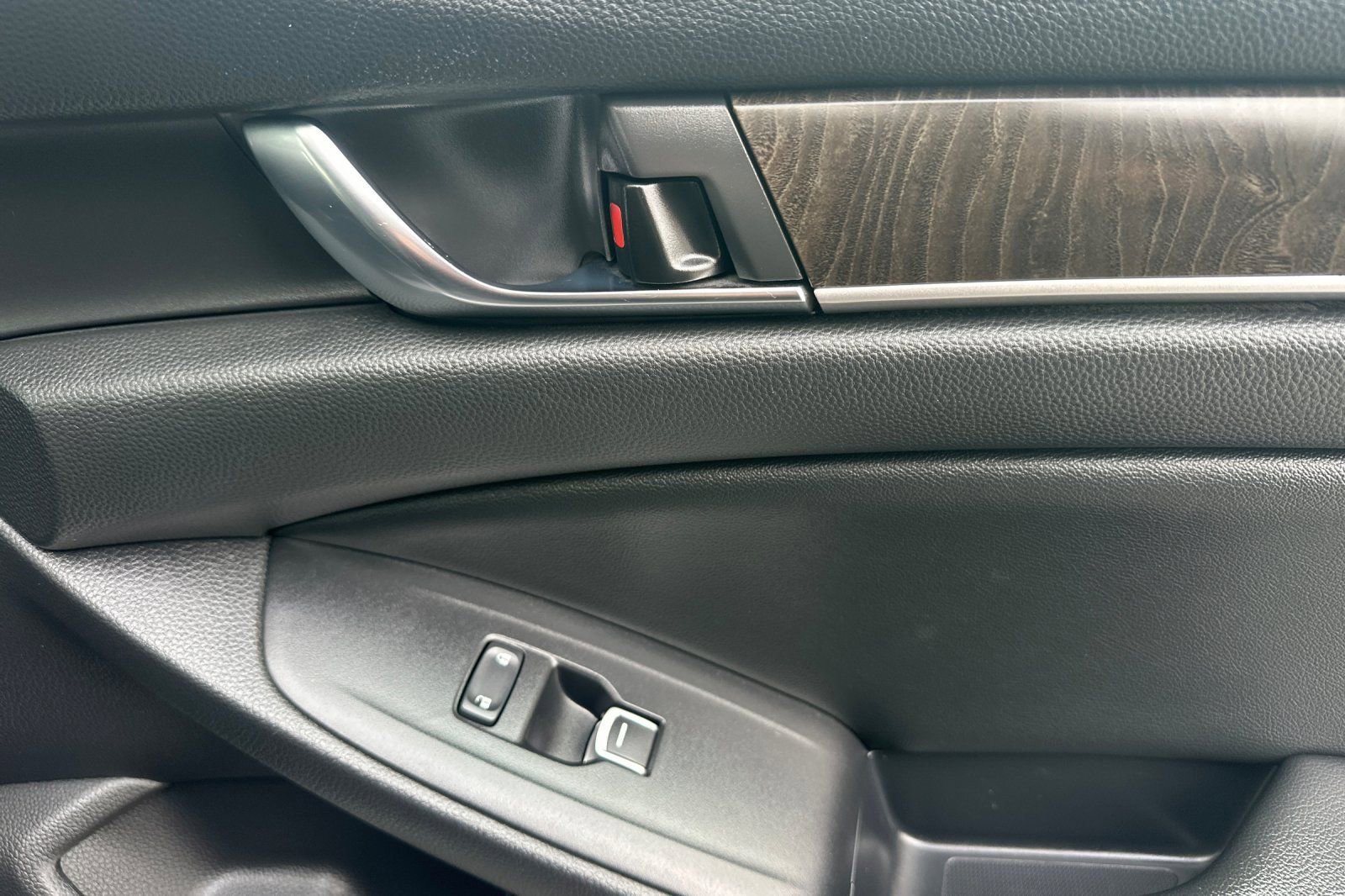 Used 2021 Honda Accord EX-L image 21