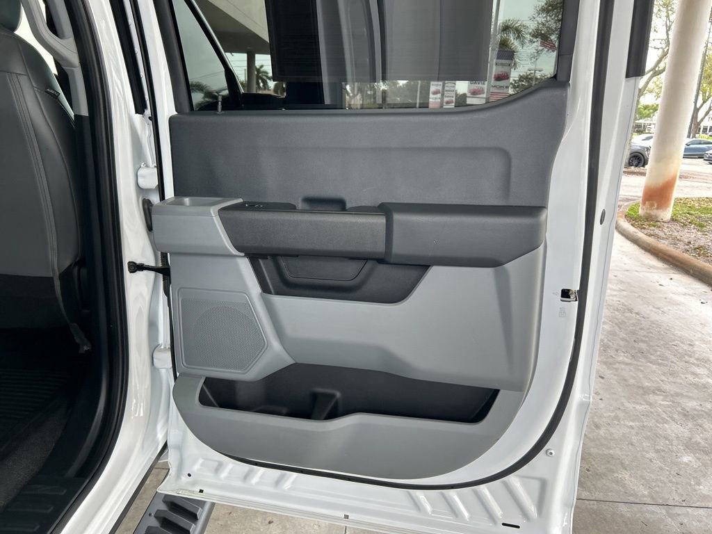 Used 2025 Ford F350 XL w/ XL Driver Assist Package image 32