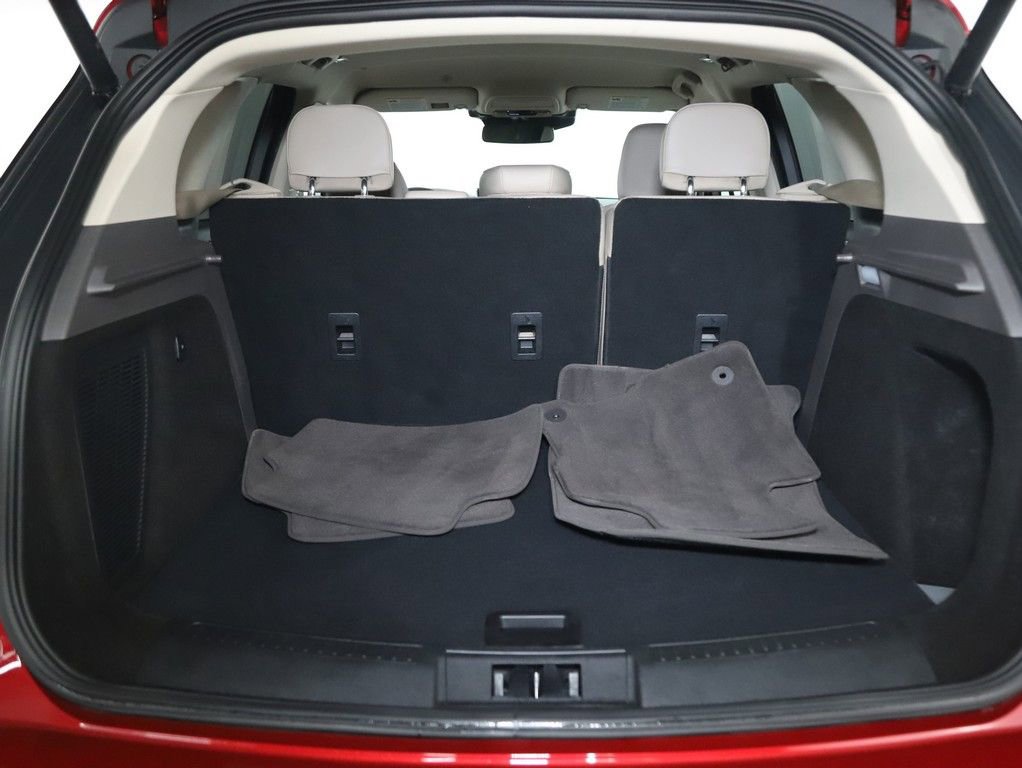 Certified 2024 Lincoln Corsair AWD image 30