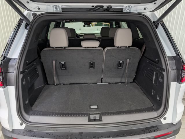 Used 2025 GMC Acadia Elevation AWD/4WD image 25