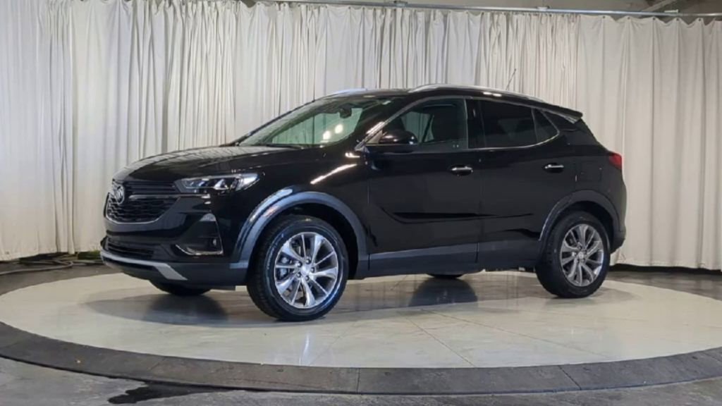 Used 2023 Buick Encore GX Essence w/ Experience Buick Package image 5