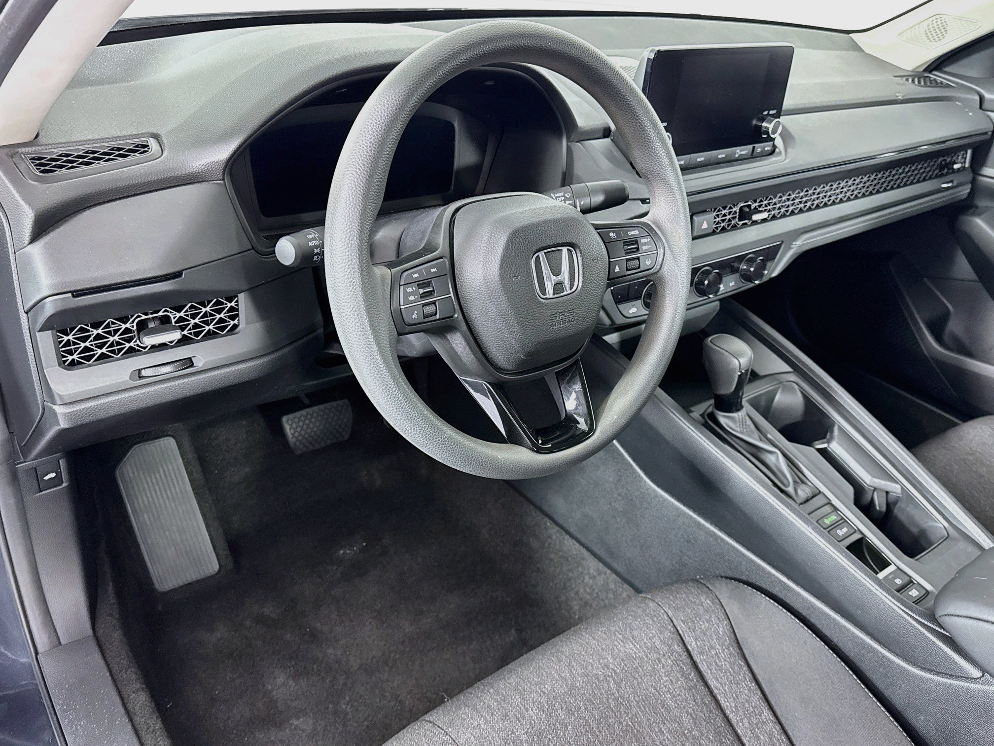 Certified 2024 Honda Accord EX image 9