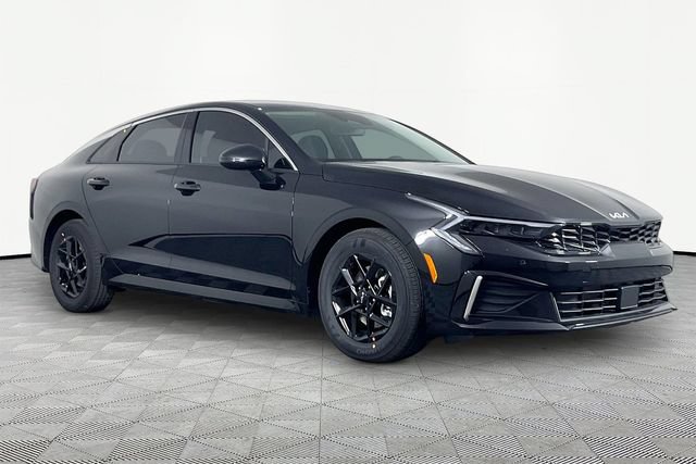 New 2026 Kia K5 LXS FWD image 3