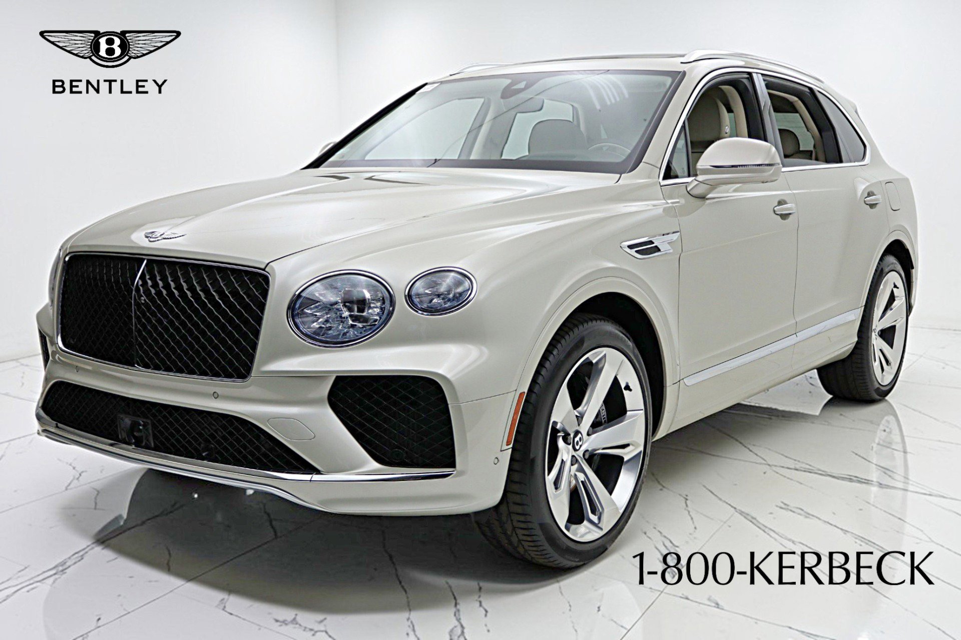 Used 2024 Bentley Bentayga Plug-In Hybrid image 2