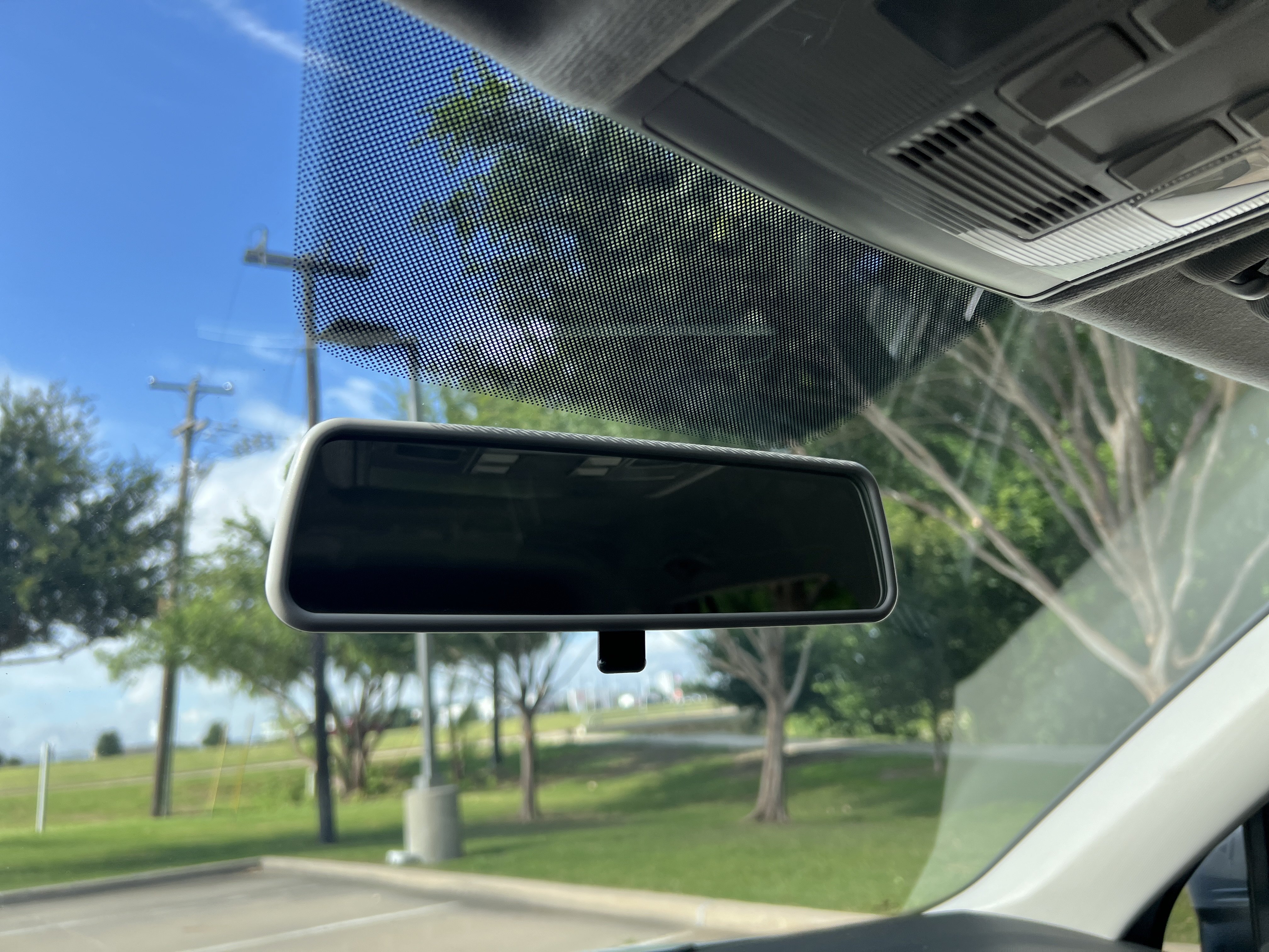 Used 2019 Volkswagen Tiguan S FWD image 24