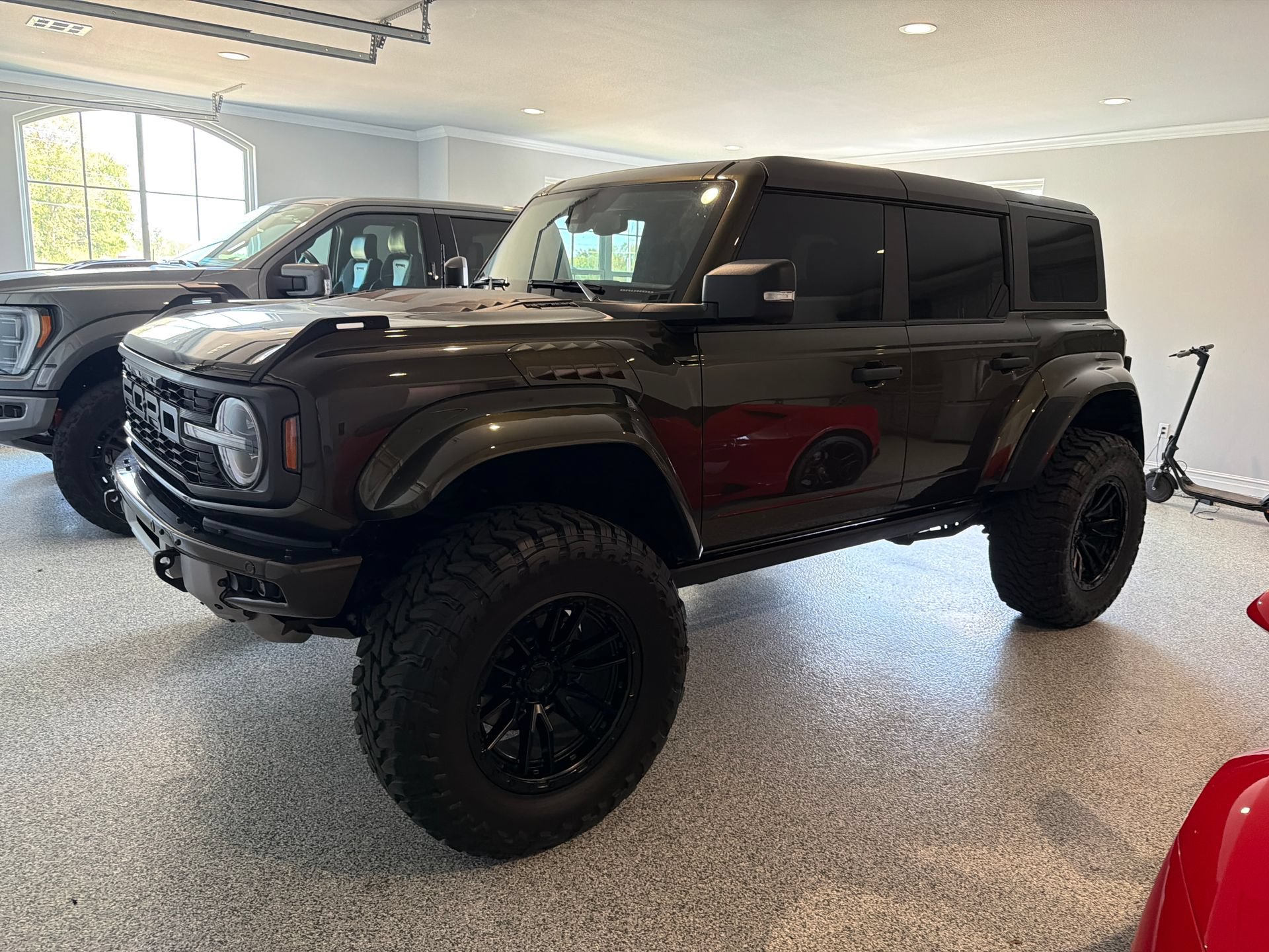 Used 2024 Ford Bronco Raptor w/ Interior Carbon Fiber Pack 6 AWD/4WD image 5