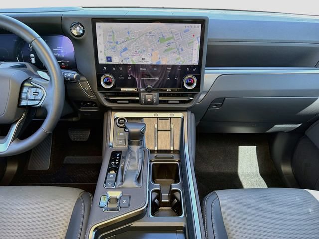 Used 2025 Lexus GX 550 w/ Accessory Package (Z1) AWD/4WD image 20