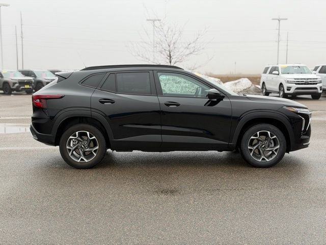 Used 2024 Chevrolet Trax LT image 5