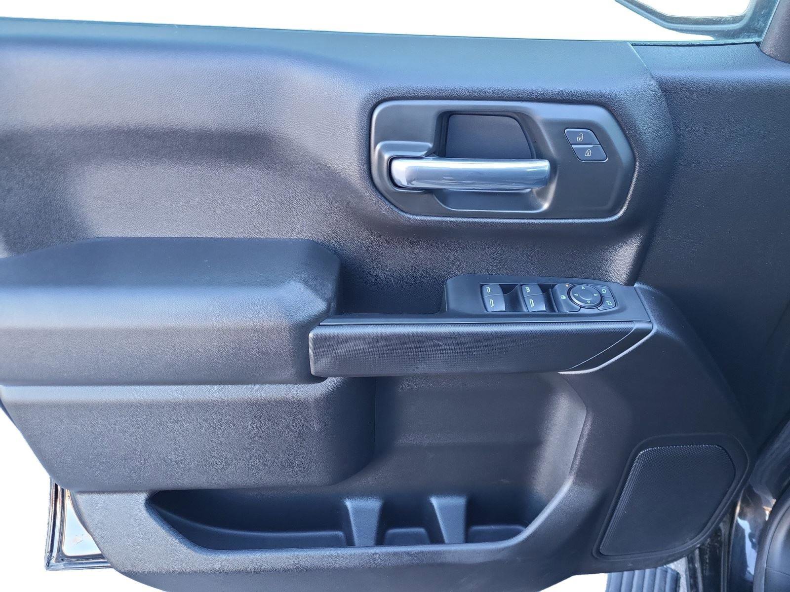 Used 2024 GMC Sierra 1500 Pro w/ Pro Value Package image 9