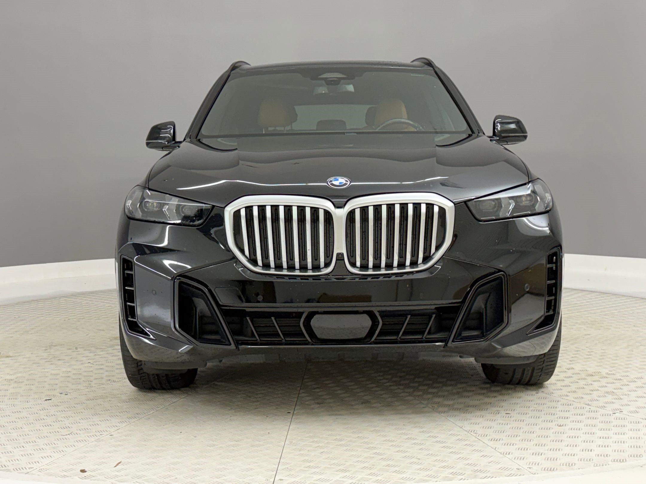 Certified 2024 BMW X5 sDrive40i w/ M Sport Package RWD image 6