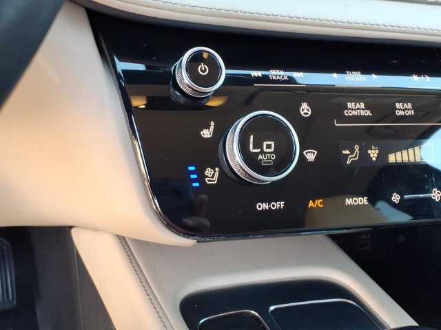 Certified 2023 INFINITI QX60 Sensory w/ Vision Package AWD/4WD image 16