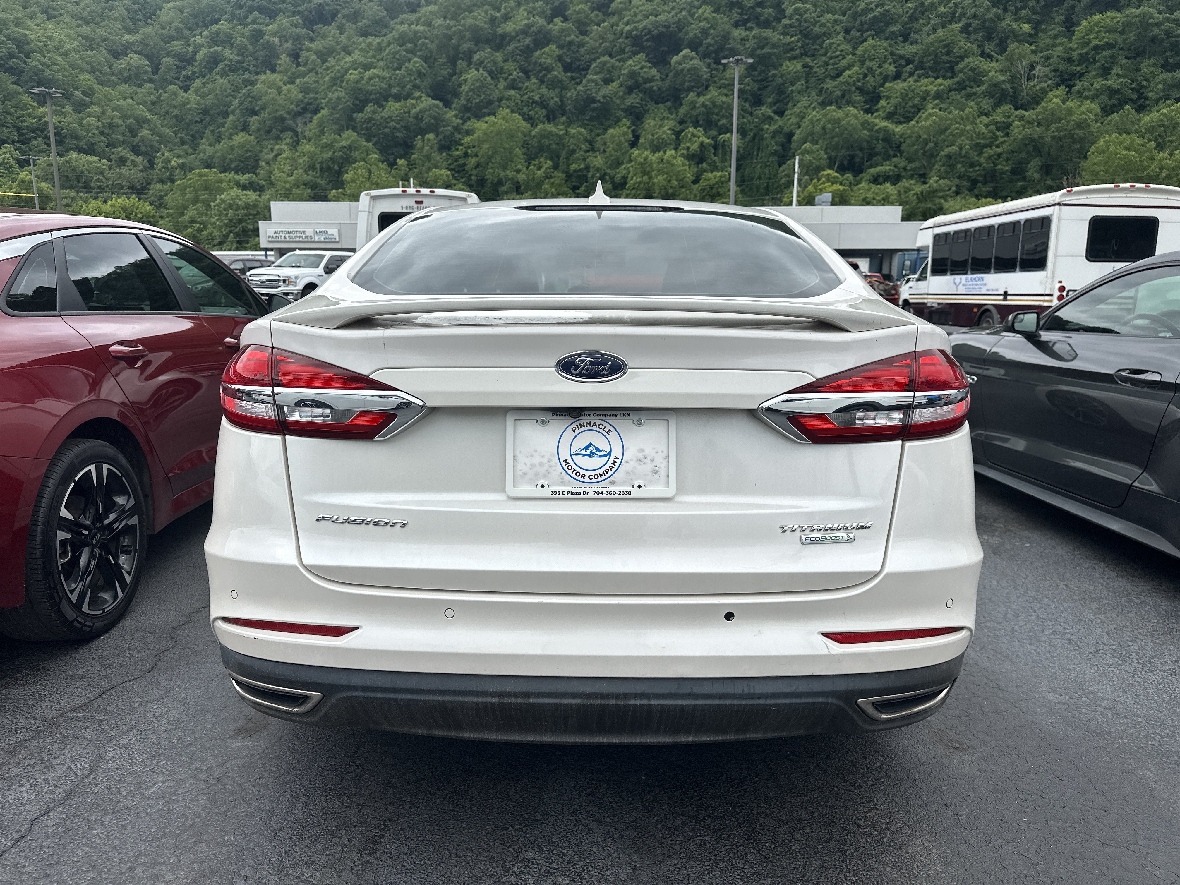 Used 2019 Ford Fusion Titanium FWD image 5
